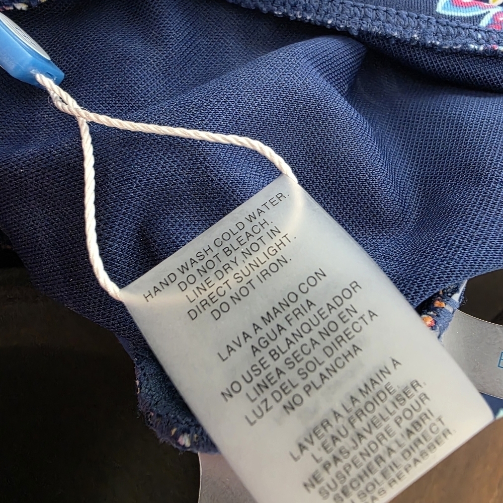 NWT Bleu Rod Beattie Navy Blue Floral One-Piece Swimsuit Underwire | Size 4 - Picture 8 of 8